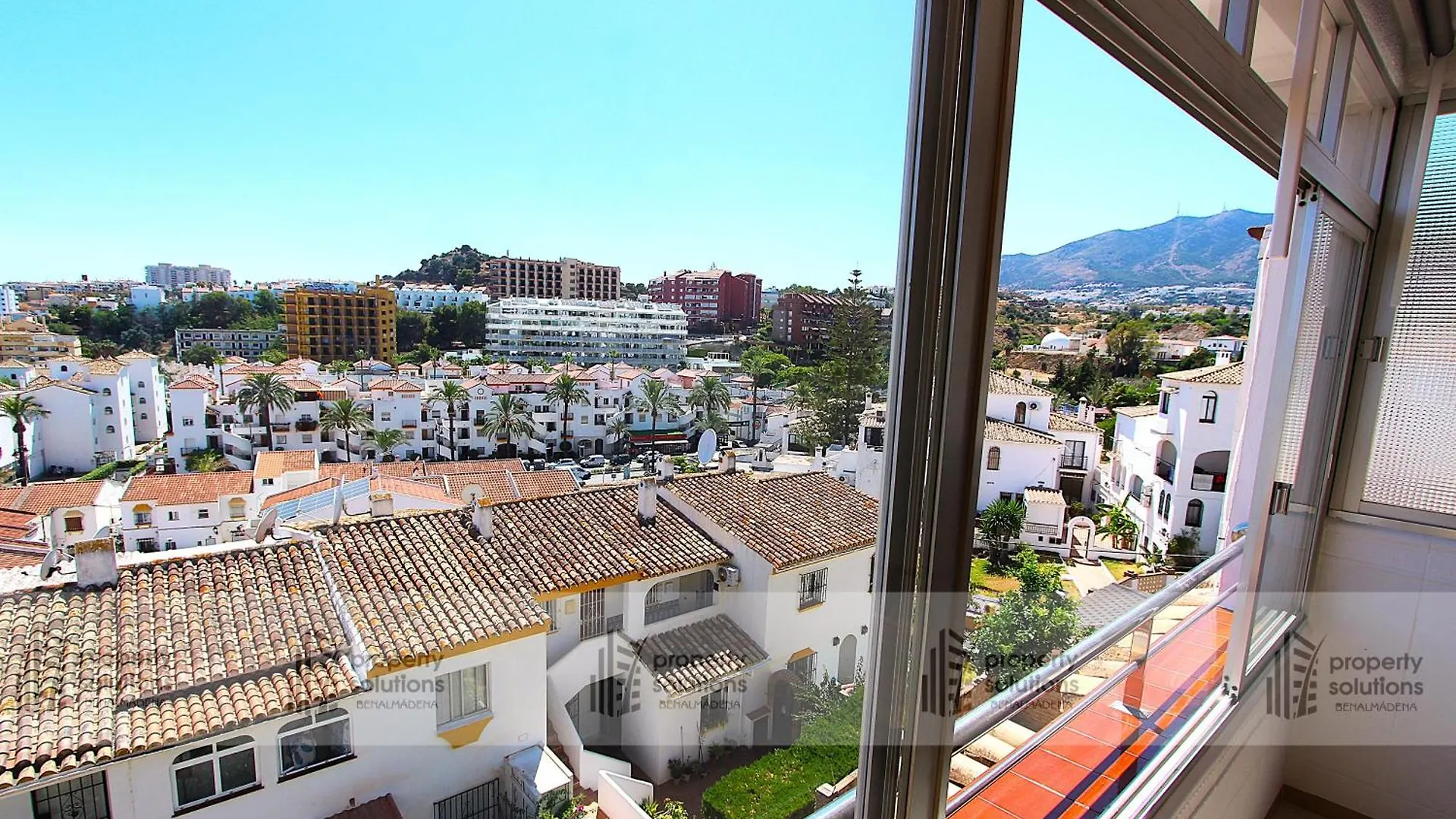 Apartamento Benalmar - Vista Al Mar Y Las Montanas- Zona Avenida De Las Palmeras Benalmádena España
