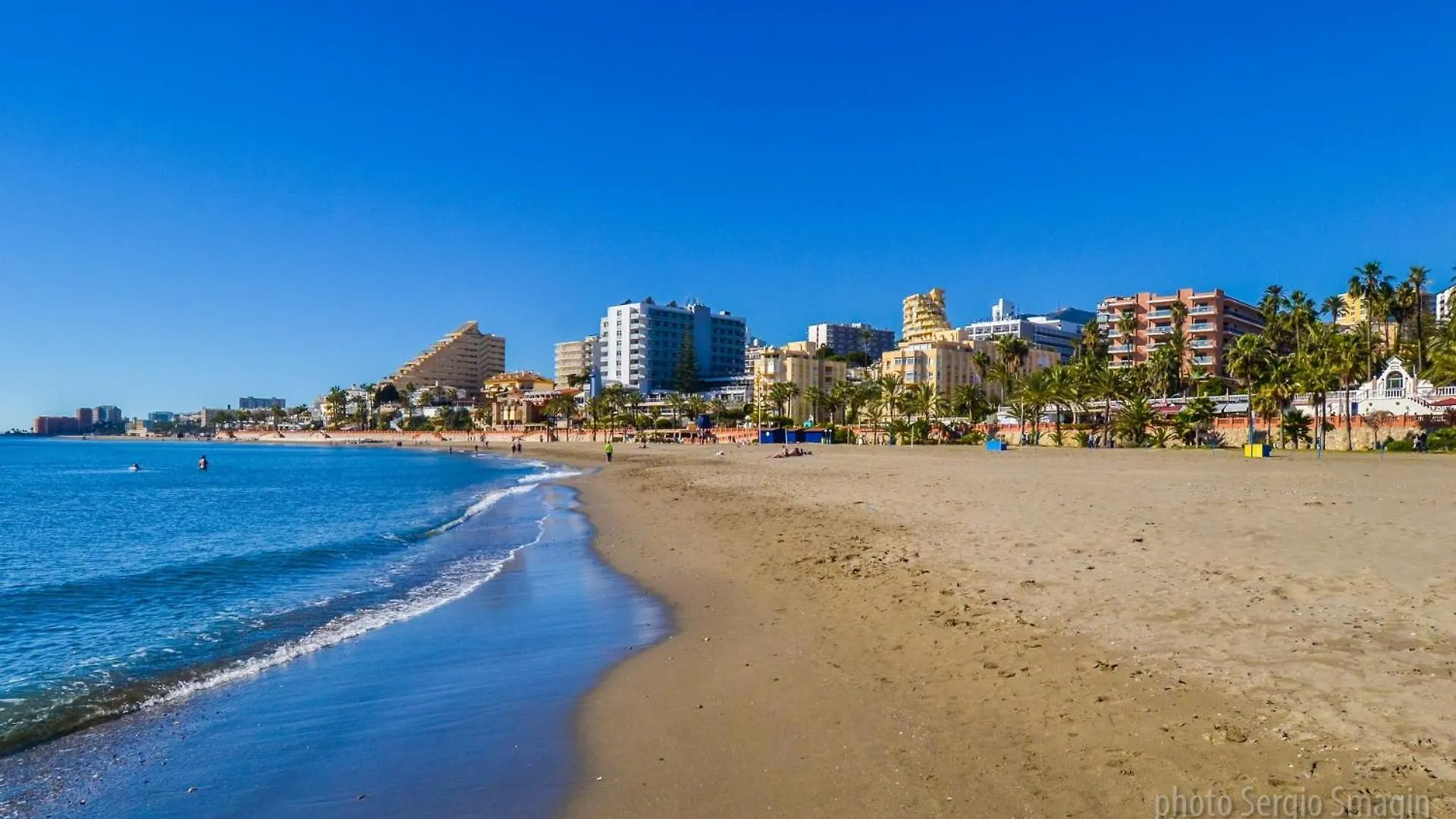 Apartamento Benalmar - Vista Al Mar Y Las Montanas- Zona Avenida De Las Palmeras Benalmádena